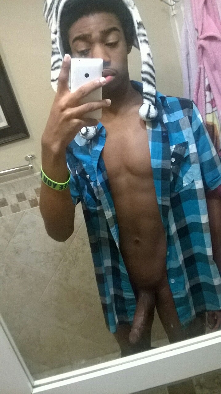 Self Pics of naked black boys